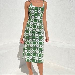 Lisa says gah Elsa slip dress